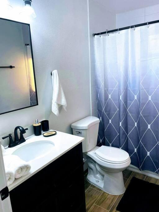 Phoenix Retreat - 2 Bedroom Home With King-Size Bed - 3 Smart Tvs - 10 Min From Airp - Unit A Exterior foto